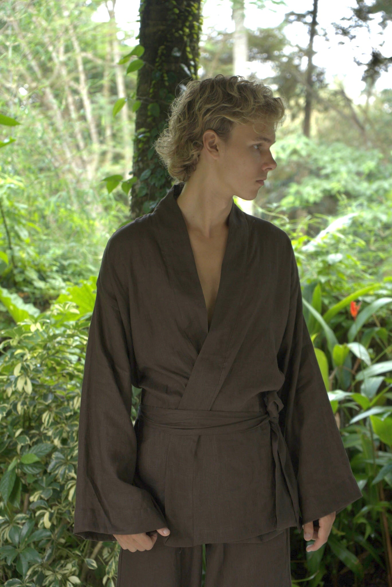 TI YA RA templewear in natural fibre