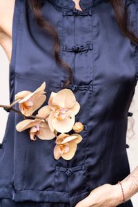 Lin Vest in Midnight Blue