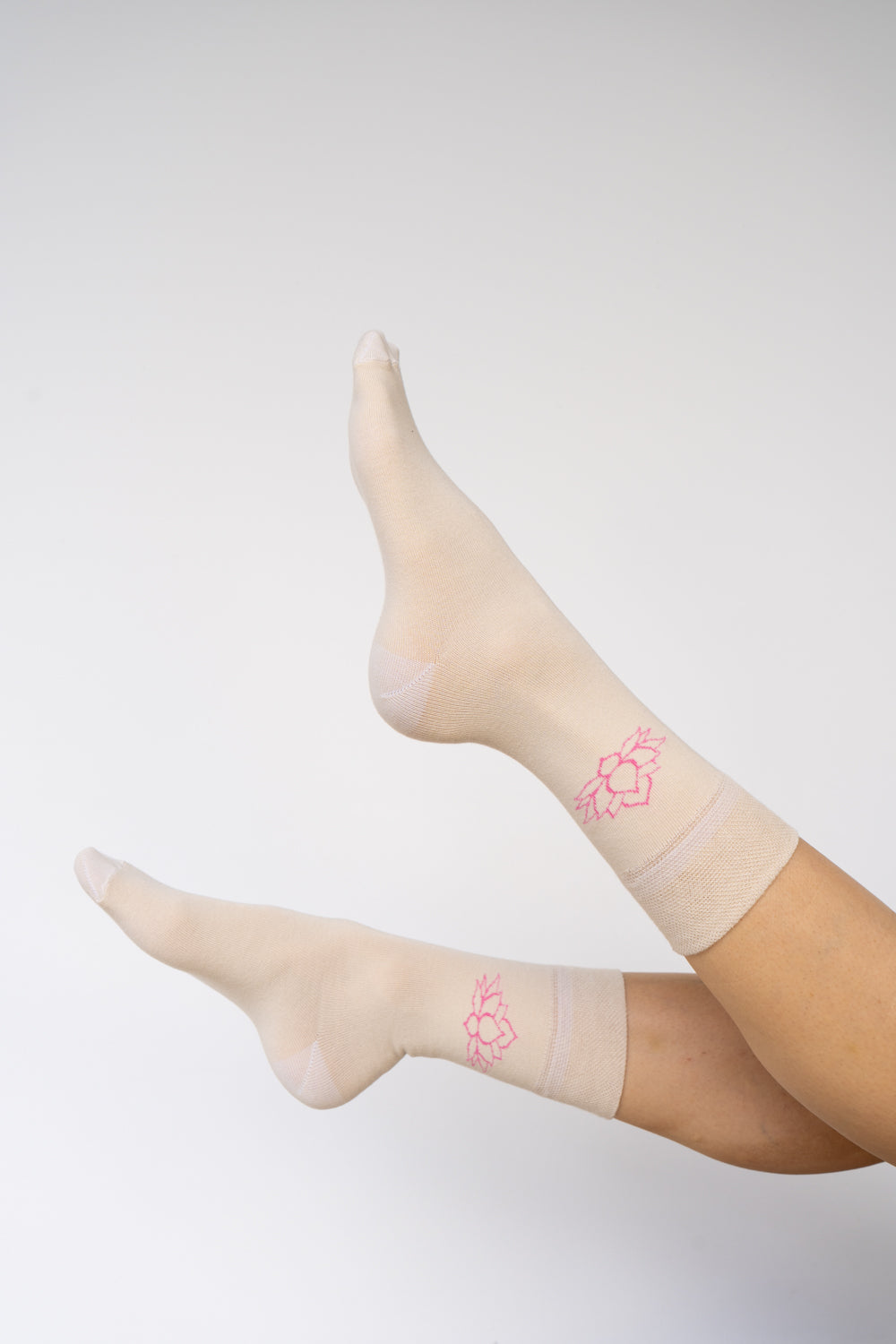 Lotus Sock, Cream, Cotton, view 3