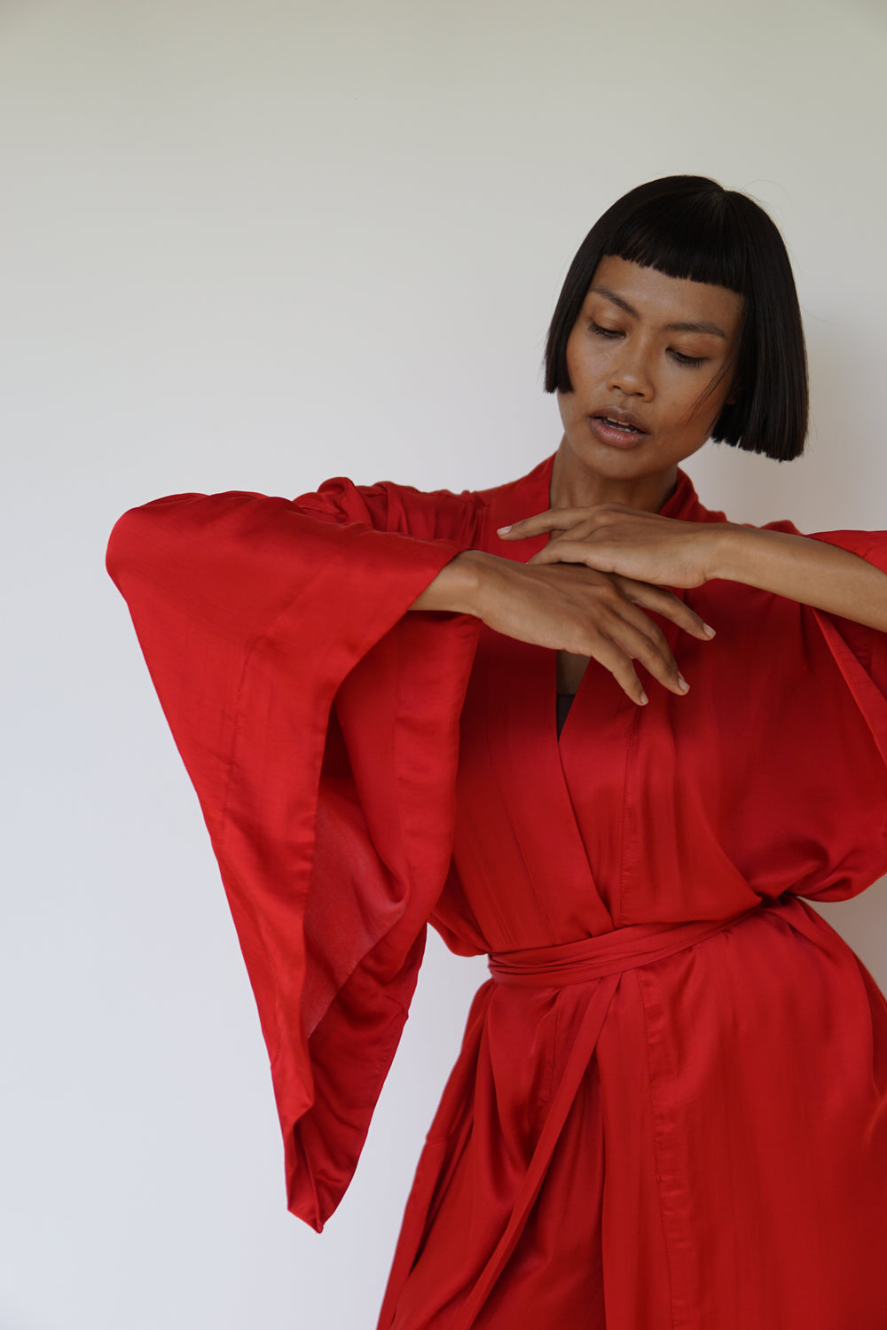 Aset Kimono, Lyocell Silk, Red Peony, view 4