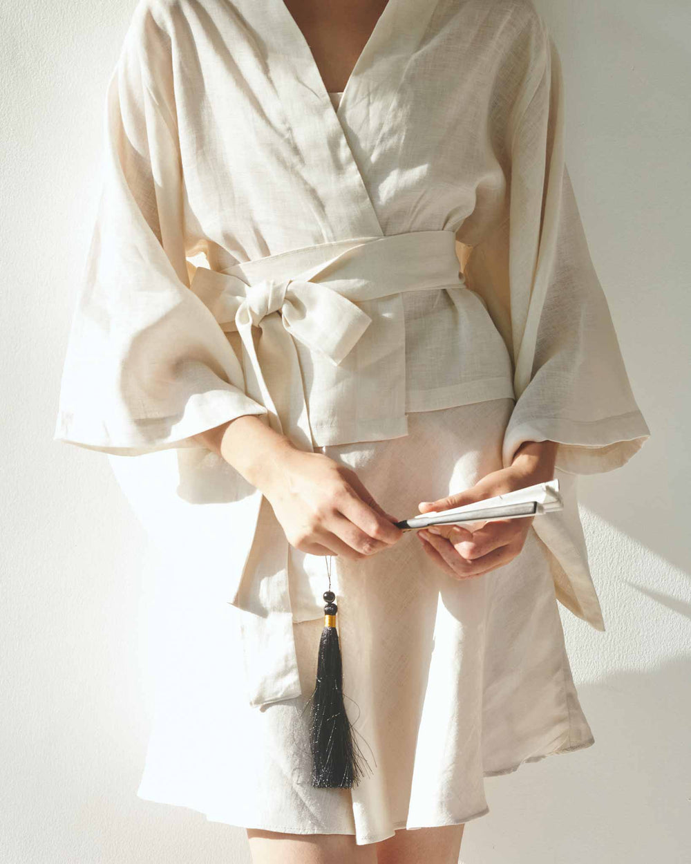 Makoto Kimono, Linen, Pearl, view 2