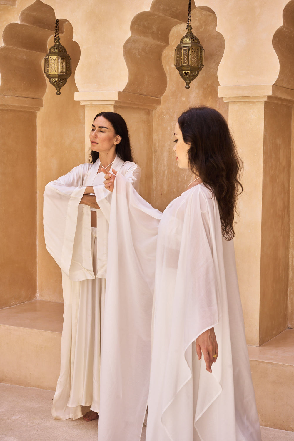 Aset Kimono, Lyocell Silk, Lotus White, view 8