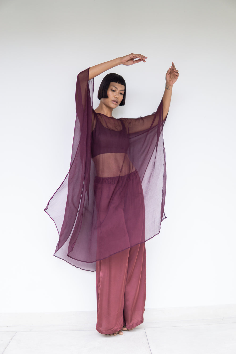 Yun Poncho, Silk Crinkle, Autumn Plum, view 8