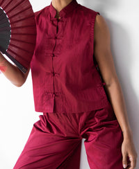 Lin Vest, Cotton, Sacred Maroon, view 4