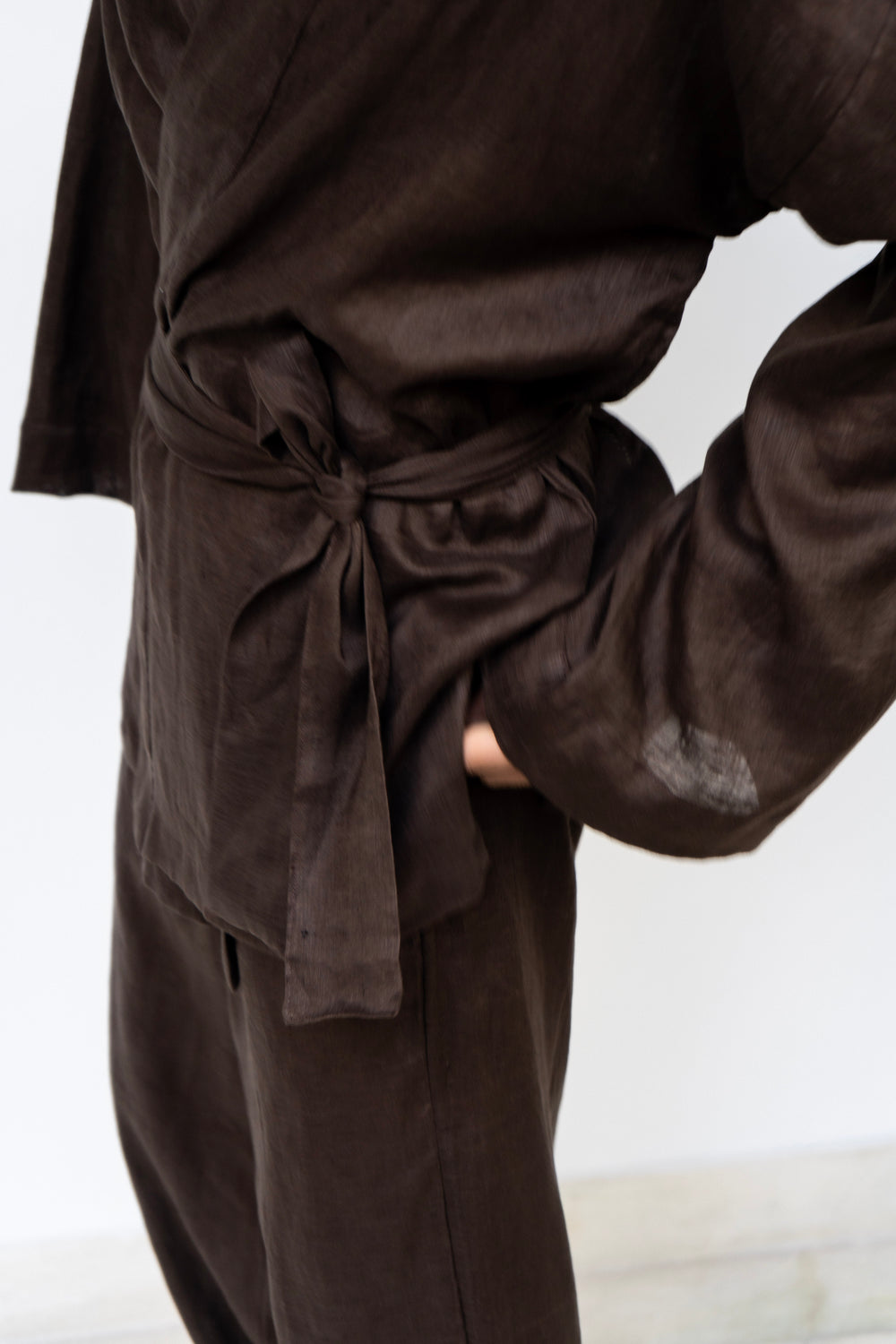 Shen Pant in Wood Brown